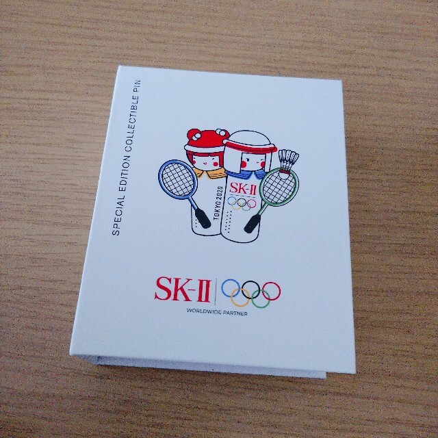 SK-II(エスケーツー)のSK-Ⅱ ピンバッジ エンタメ/ホビーのコレクション(ノベルティグッズ)の商品写真
