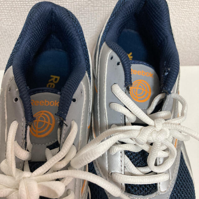 Reebok(リーボック)のReebok simply tone エクササイズシューズ　25cm メンズの靴/シューズ(スニーカー)の商品写真