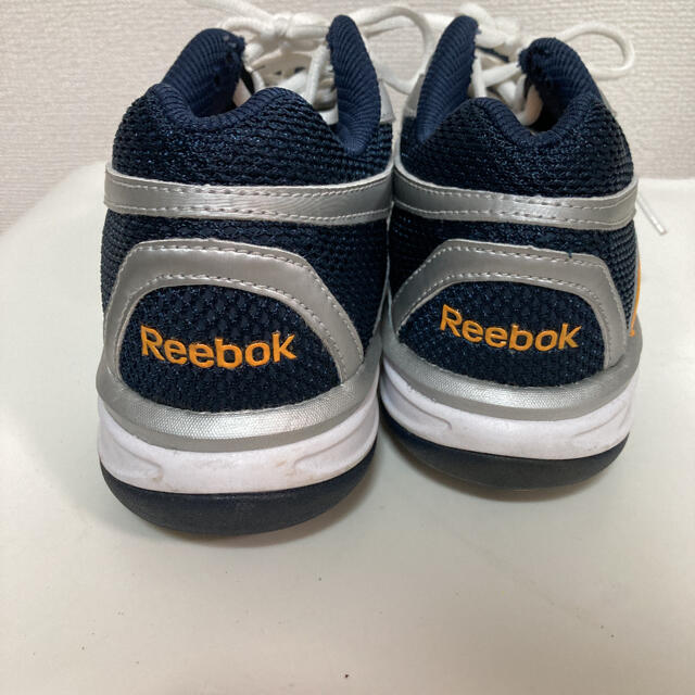 Reebok(リーボック)のReebok simply tone エクササイズシューズ　25cm メンズの靴/シューズ(スニーカー)の商品写真