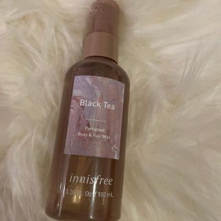 イニスフリー(Innisfree)のイニスフリー　ボディ＆ヘアミスト　ブラックティー　100ml(ヘアウォーター/ヘアミスト)