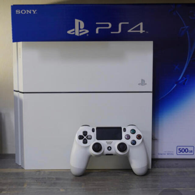 PlayStation4 - PlayStation4ホワイト本体500G※お値段交渉可の通販 by ...