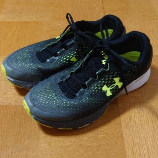 アンダーアーマー(UNDER ARMOUR)のみかんあめ様専用！アンダーアーマー ランニングシューズ27.5センチ☆(スニーカー)