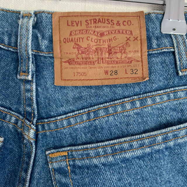 Levi's(リーバイス)のヴィンテージ　リーバイス　ハイウエストデニム レディースのパンツ(デニム/ジーンズ)の商品写真