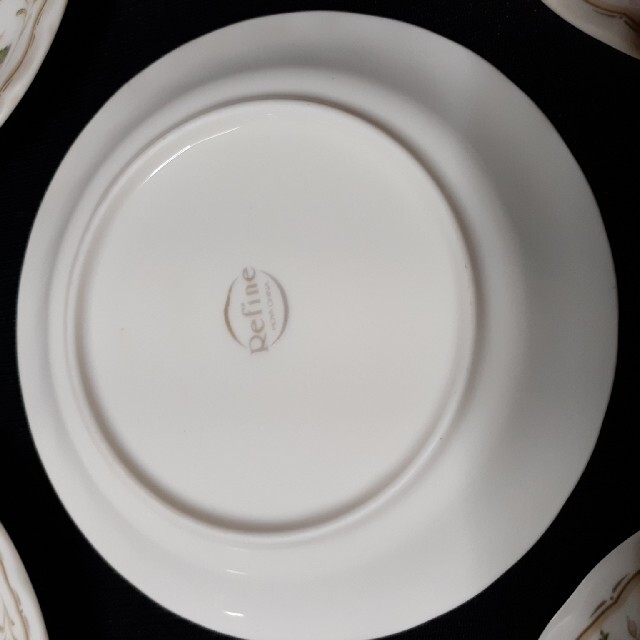 Refine(レフィーネ)の洋皿5枚  直径約15cm インテリア/住まい/日用品のキッチン/食器(調理道具/製菓道具)の商品写真