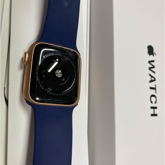 Apple(アップル)のアップルウォッチ　SE Apple Watch se 美品 メンズの時計(腕時計(デジタル))の商品写真