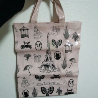 ラデュレ(LADUREE)の♡LADUREEのビニールbag♡(トートバッグ)