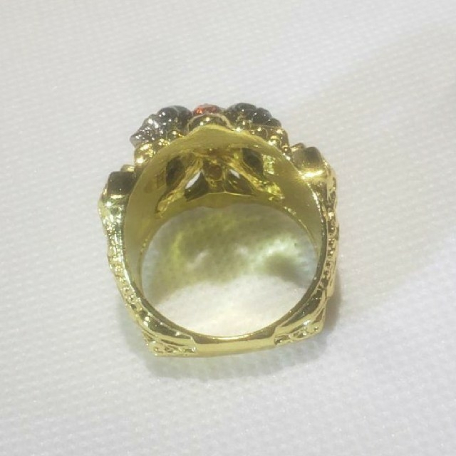 スカル　レッドストーン　リング　18号　ゴールド メンズのアクセサリー(リング(指輪))の商品写真