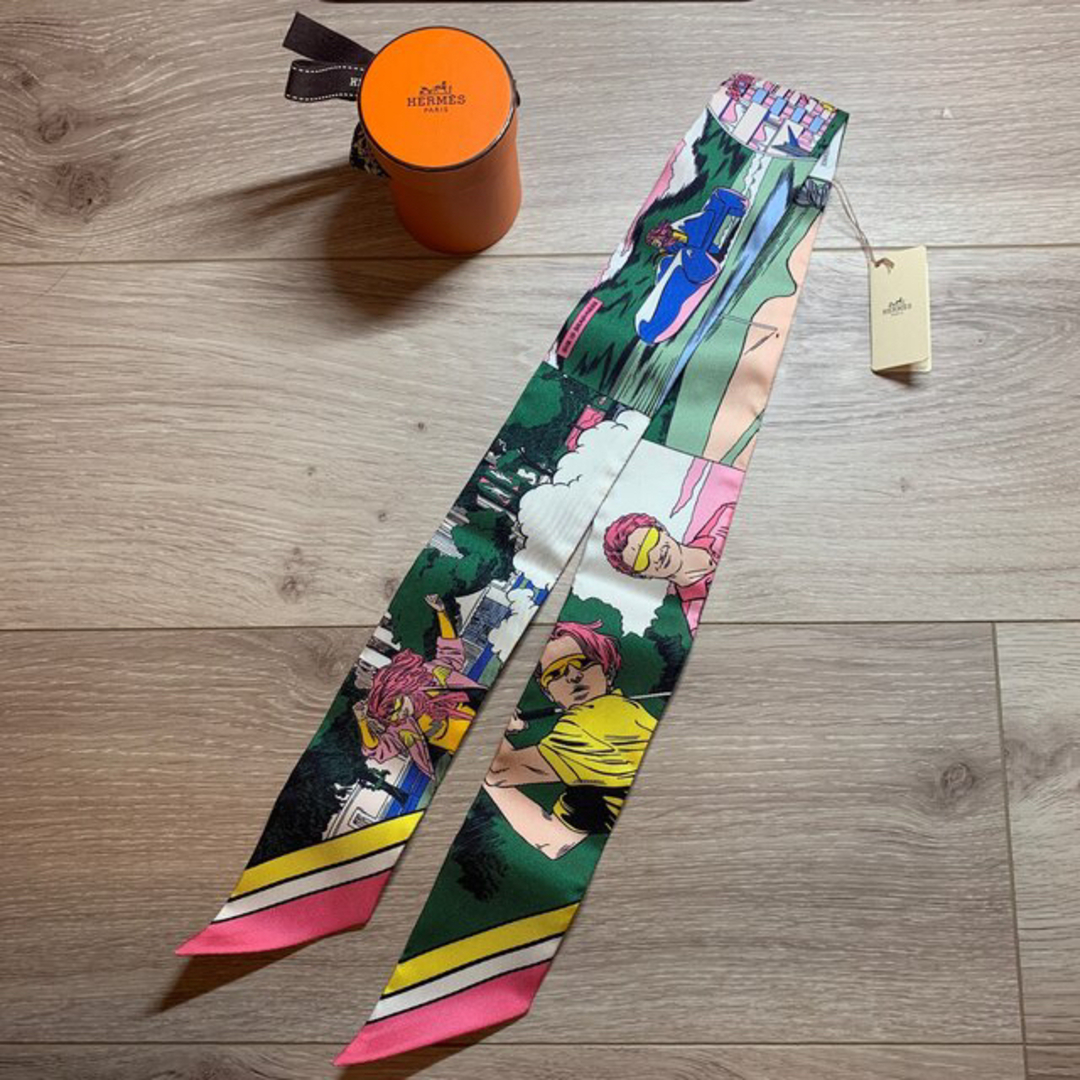 新品未使用】エルメス 新作2021年 アメコミ風 ツイリー ピンク 新品未使用】エルメス 新作2021年 アメコミ風 ツイリー ピンク
