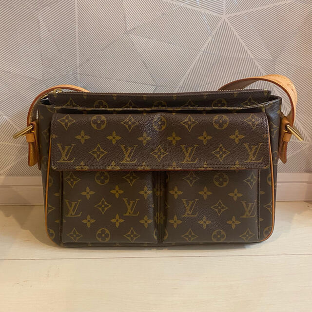 廃盤 LOUIS VUITTON モノグラム ヴィバシテ GMショルダーバッグ