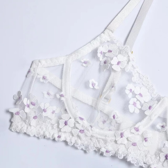 新品 Flower 刺繍 ガードル付き ブラ&ショーツセット ホワイト 2