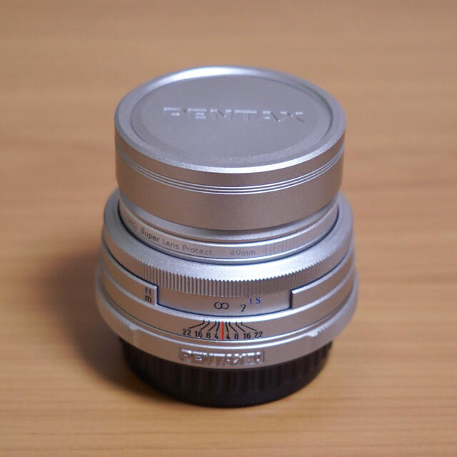 smc PENTAX-DA 70mm F2.4 Limited Silver