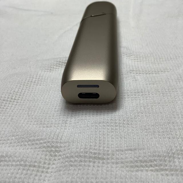 IQOS(アイコス)のｉＱＯＳ３　マルチ　本体　ブリリアントゴールド メンズのファッション小物(タバコグッズ)の商品写真