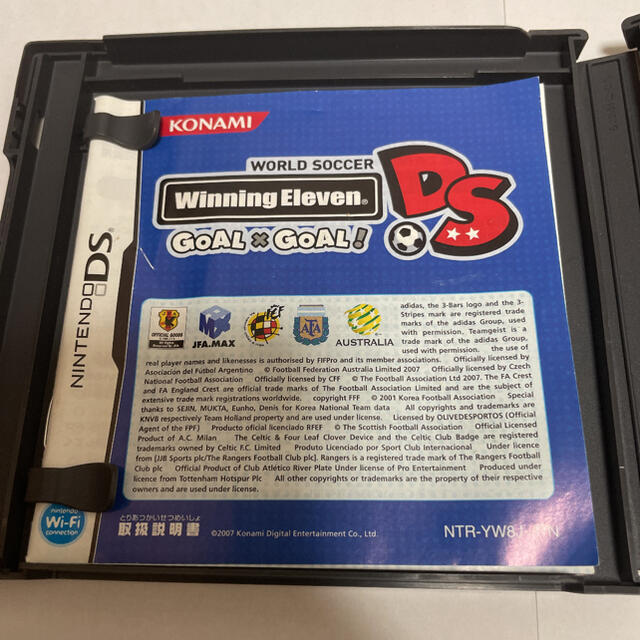 ニンテンドーDS(ニンテンドーDS)のワールドサッカーウイニングイレブンDS ゴール×ゴール！ DS エンタメ/ホビーのゲームソフト/ゲーム機本体(携帯用ゲームソフト)の商品写真