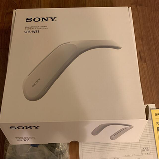 ソニー(SONY)のSONY  SRS-WS1 ウェアラブルスピーカー新品未使用(スピーカー)