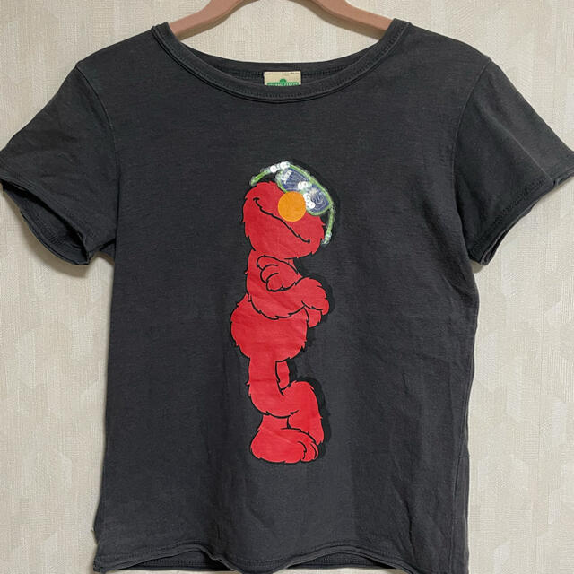 SESAME STREET(セサミストリート)のエルモTシャツ レディースのトップス(Tシャツ(半袖/袖なし))の商品写真