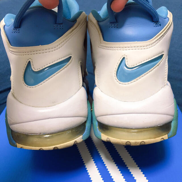 NIKE(ナイキ)のNIKE AIR MORE UP TEMPO メンズの靴/シューズ(スニーカー)の商品写真