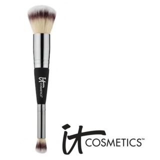 セフォラ(Sephora)のIt cosmetics ファンデーション＆コンシーラー ブラシ(チーク/フェイスブラシ)