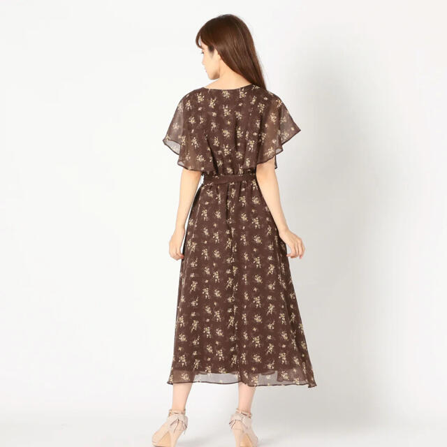 MISCH MASCH(ミッシュマッシュ)のミッシュマッシュ❋バタフライ袖花柄ワンピース レディースのワンピース(ロングワンピース/マキシワンピース)の商品写真