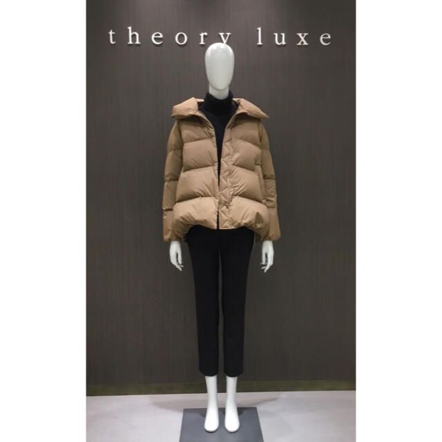 Theory luxe 19aw ショート丈ダウンコート - www.sorbillomenu.com
