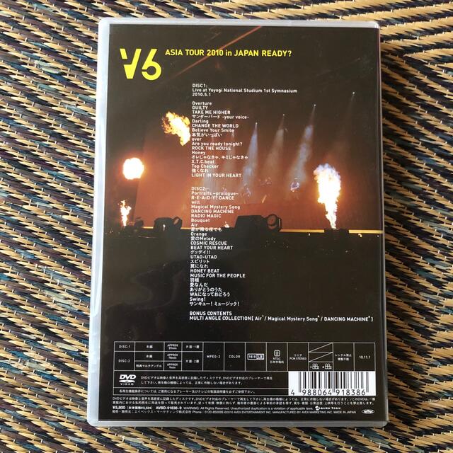 V6(ブイシックス)のV6　ASIA　TOUR　2010　in　JAPAN　READY？〈通常盤〉 D エンタメ/ホビーのDVD/ブルーレイ(ミュージック)の商品写真