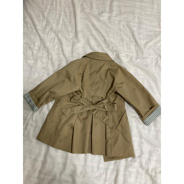 futafuta(フタフタ)のfutafuta トレンチコート　コート　子供服 キッズ/ベビー/マタニティのキッズ服女の子用(90cm~)(コート)の商品写真