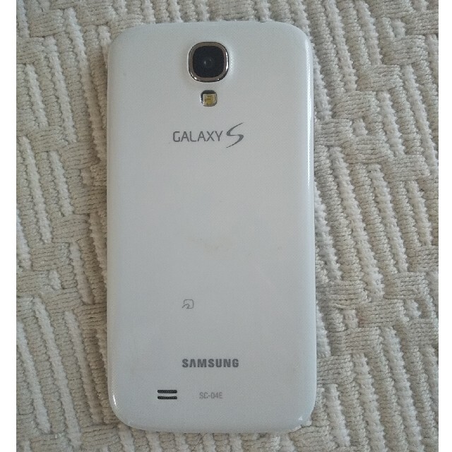 Galaxy(ギャラクシー)のSamsung GALAXY SC-04E スマホ/家電/カメラのスマートフォン/携帯電話(スマートフォン本体)の商品写真