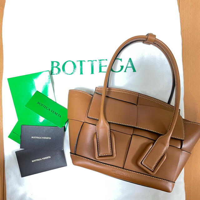 上品】 Bottega Veneta ミニザアルコ ショルダーバッグ Veneta カモミ