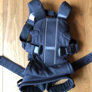 ベビービョルン(BABYBJORN)のれい様専用【美品】ベビービョルン 抱っこ紐 ONE+ メッシュ ネイビー(抱っこひも/おんぶひも)