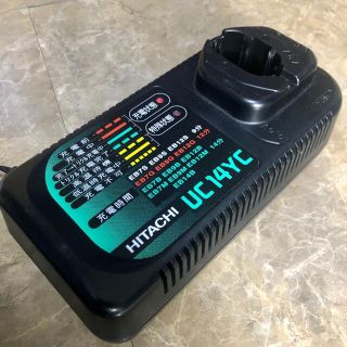 ヒタチ(日立)の【動作品】HITACHI 日立 7.2V～14.4V 急速充電器 UC14YC(工具/メンテナンス)