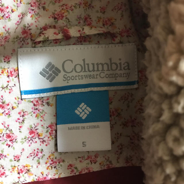 Columbia(コロンビア)のコロンビア ダウンベスト レディースのジャケット/アウター(ダウンベスト)の商品写真