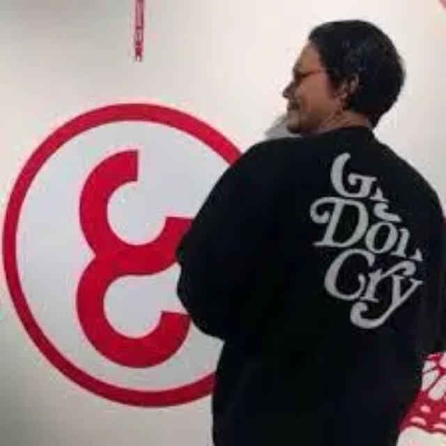 お得得価】 Supreme - Girls Don't Cry×CAREERING ガルドントレーナー