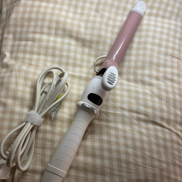 サロニア26ミリ【中古美品】耐熱ポーチ付 スマホ/家電/カメラの美容/健康(ヘアアイロン)の商品写真