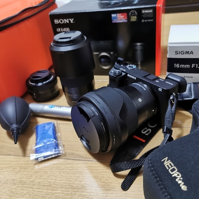 SONY(ソニー)のSONY a6400 セット スマホ/家電/カメラのカメラ(ミラーレス一眼)の商品写真