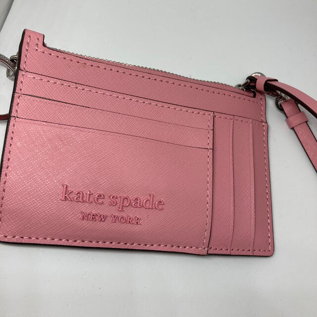 kate spade new york(ケイトスペードニューヨーク)のkate spade フラグメントケース【美品】値下げ中 レディースのファッション小物(名刺入れ/定期入れ)の商品写真