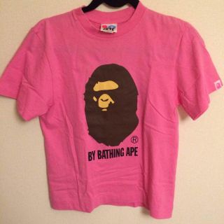 アベイシングエイプ(A BATHING APE)のAPE tシャツ(Tシャツ(半袖/袖なし))