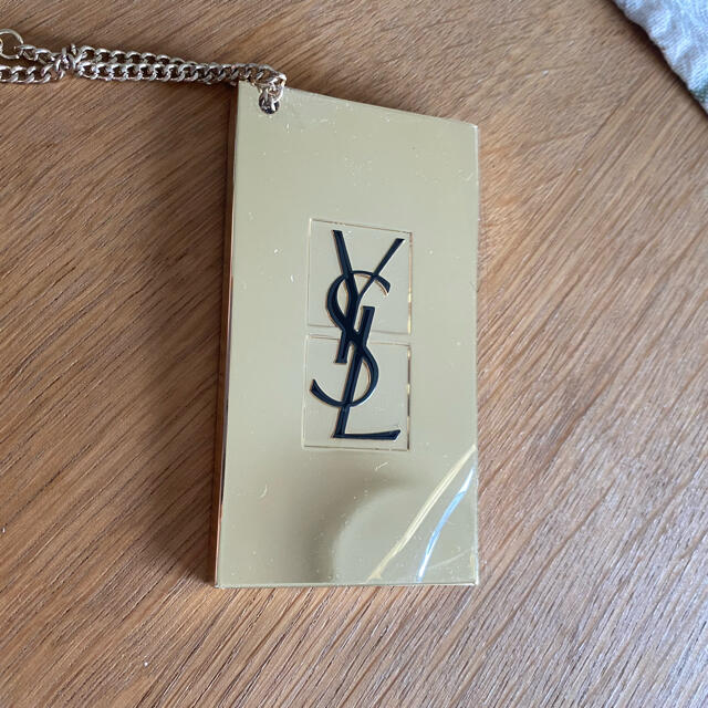 Yves Saint Laurent Beaute(イヴサンローランボーテ)のイブサンローランミラー レディースのファッション小物(ミラー)の商品写真