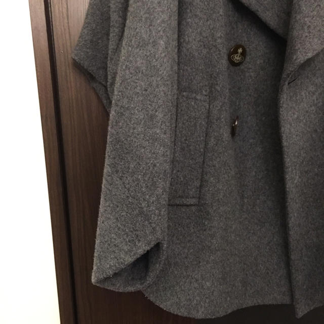 Vivienne Westwood(ヴィヴィアンウエストウッド)のヴィヴィアンウエストウッド☆コート レディースのジャケット/アウター(ピーコート)の商品写真