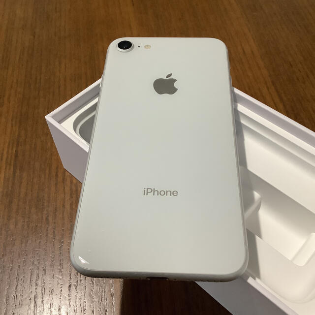 Apple iPhone8 64GB シルバーsimフリー美品 激安正規 62.0%OFF www