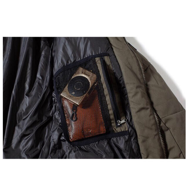 NANGA(ナンガ)の焚き火ダウン　グリップスワニー  ファイアー　ルーフダウンジャケットＧＳＪ-53 メンズのジャケット/アウター(ダウンジャケット)の商品写真