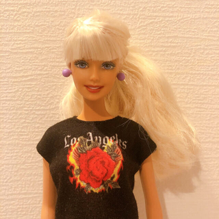 バービー(Barbie)のBarbie 人形　可愛いバービー　服セット(キャラクターグッズ)