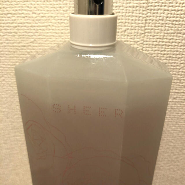 Stella McCartney(ステラマッカートニー)のステラマッカートニー シアーステラ2008 オードトワレ 100ml  コスメ/美容の香水(香水(女性用))の商品写真