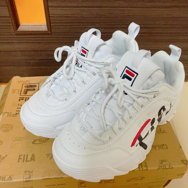 FILA(フィラ)の【美品】FILAスニーカー レディースの靴/シューズ(スニーカー)の商品写真