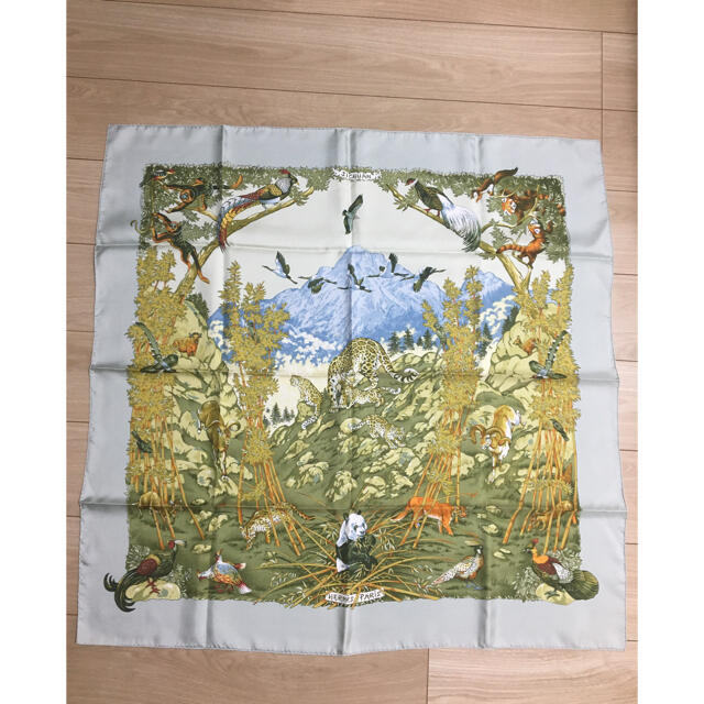 HERMES - エルメス スカーフ グリーン系の通販 by ちっぷ's shop HERMES - エルメス スカーフ グリーン系の通販 by ちっぷ's shop