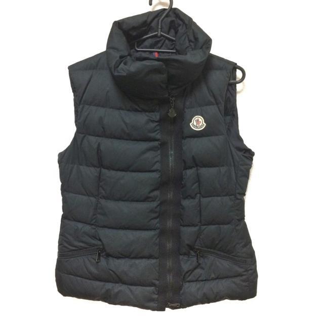 MONCLER(モンクレール)のモンクレール ダウンベスト サイズ2 M美品  レディースのジャケット/アウター(ダウンベスト)の商品写真