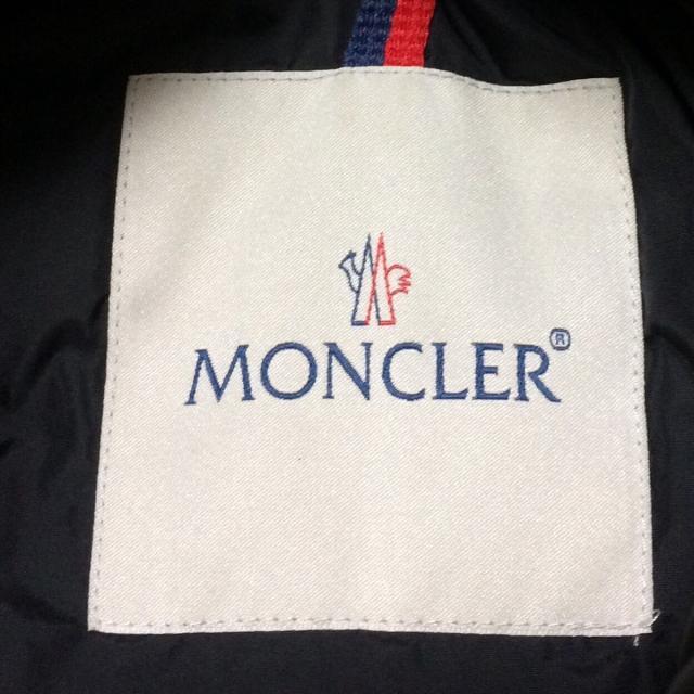 MONCLER(モンクレール)のモンクレール ダウンベスト サイズ2 M美品  レディースのジャケット/アウター(ダウンベスト)の商品写真