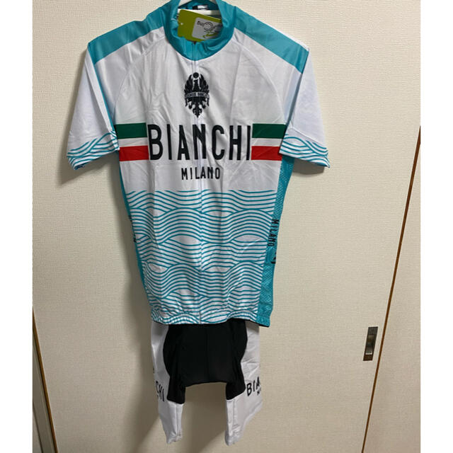 Bianchi(ビアンキ)のビアンキ　サイクルジャージ　上下セット　自転車服 スポーツ/アウトドアの自転車(ウエア)の商品写真