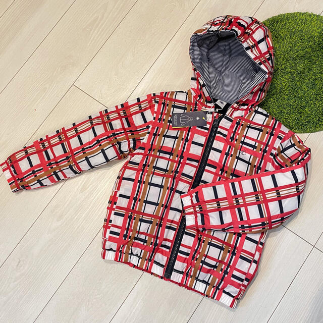 PETIT BATEAU(プチバトー)の新品 プチバトー 8ans パフジャケット 定価16500円 キッズ/ベビー/マタニティのキッズ服女の子用(90cm~)(コート)の商品写真