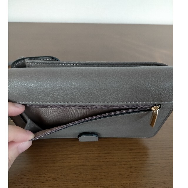 クロスボディーウォレット フェリシモ レディースのファッション小物(財布)の商品写真