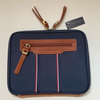 トミーヒルフィガー(TOMMY HILFIGER)の★トミーヒルフィガー★タブレットケース iPadケース マルチケース 新品(iPadケース)