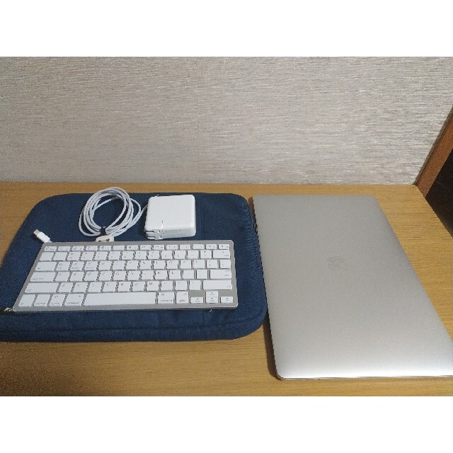 MacBook pro 15 インチ 3.1Ghz i7 16GB 512GB